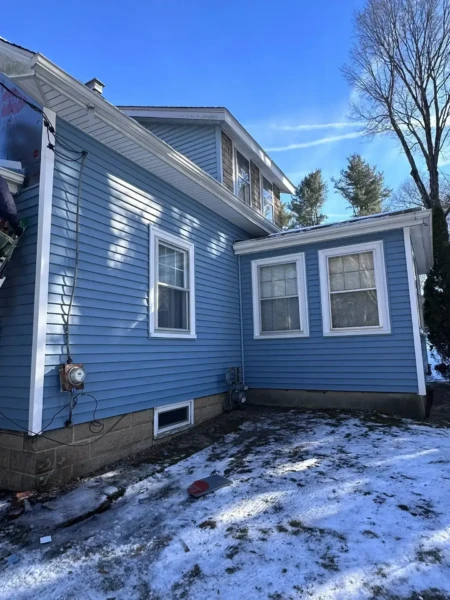 Nantucket Blue Vinyl Siding in North Reading, MA