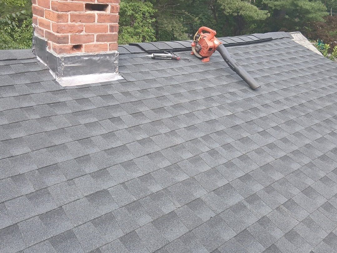Roofing Contractor in Phillipston